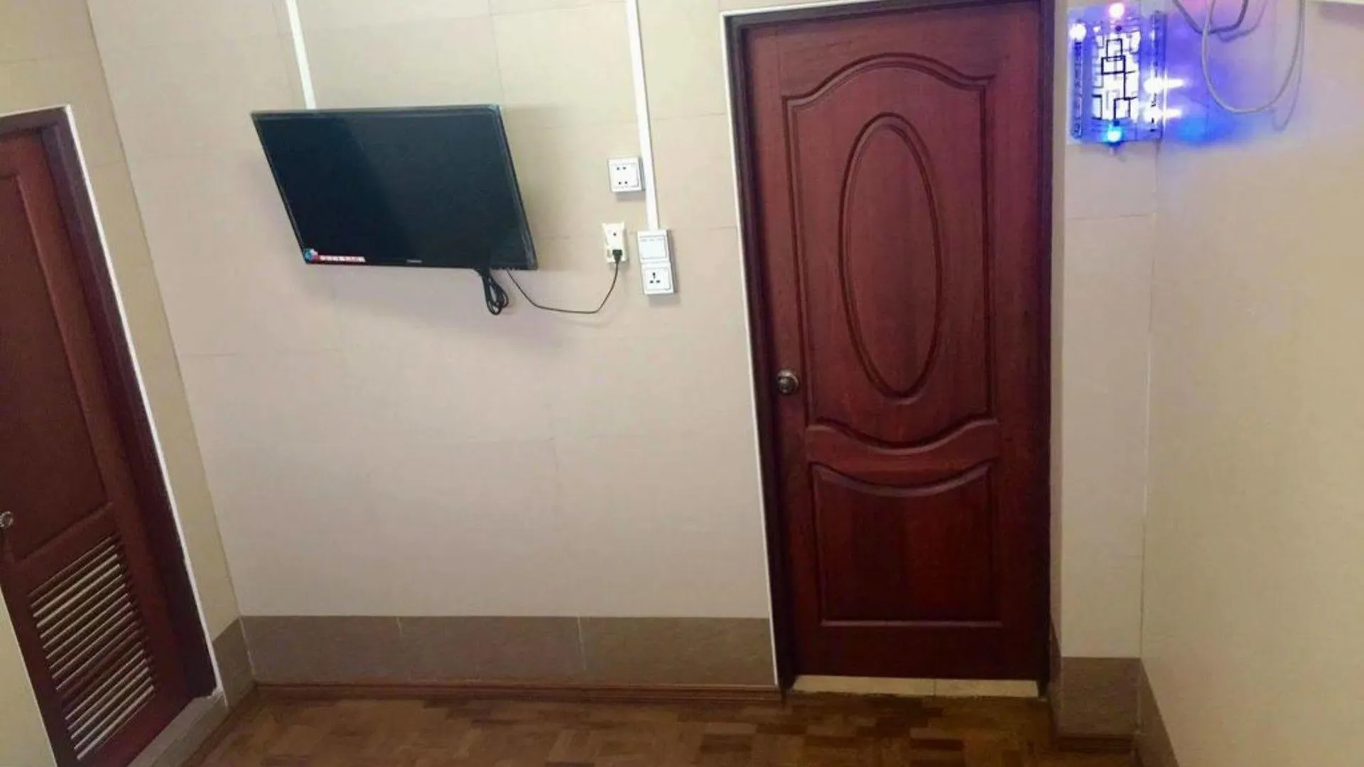 Pandora Motel Yangon